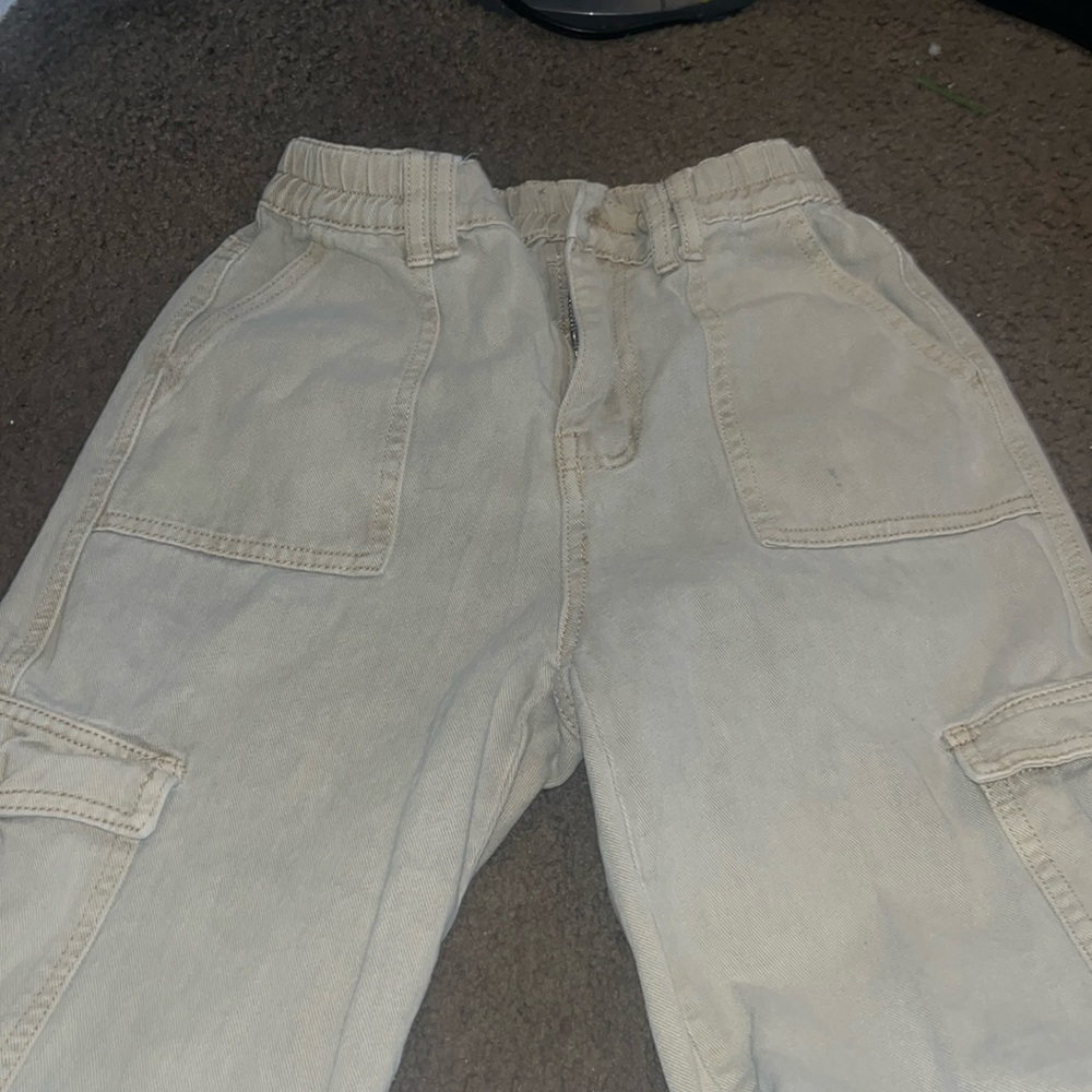 tan cargo pants